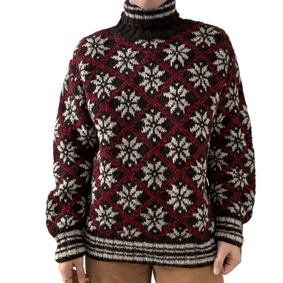 Vintage J. Crew Mens Hand Knit Wool Snowflake Christmas Turtleneck Sweater Sz M - Picture 3 of 7